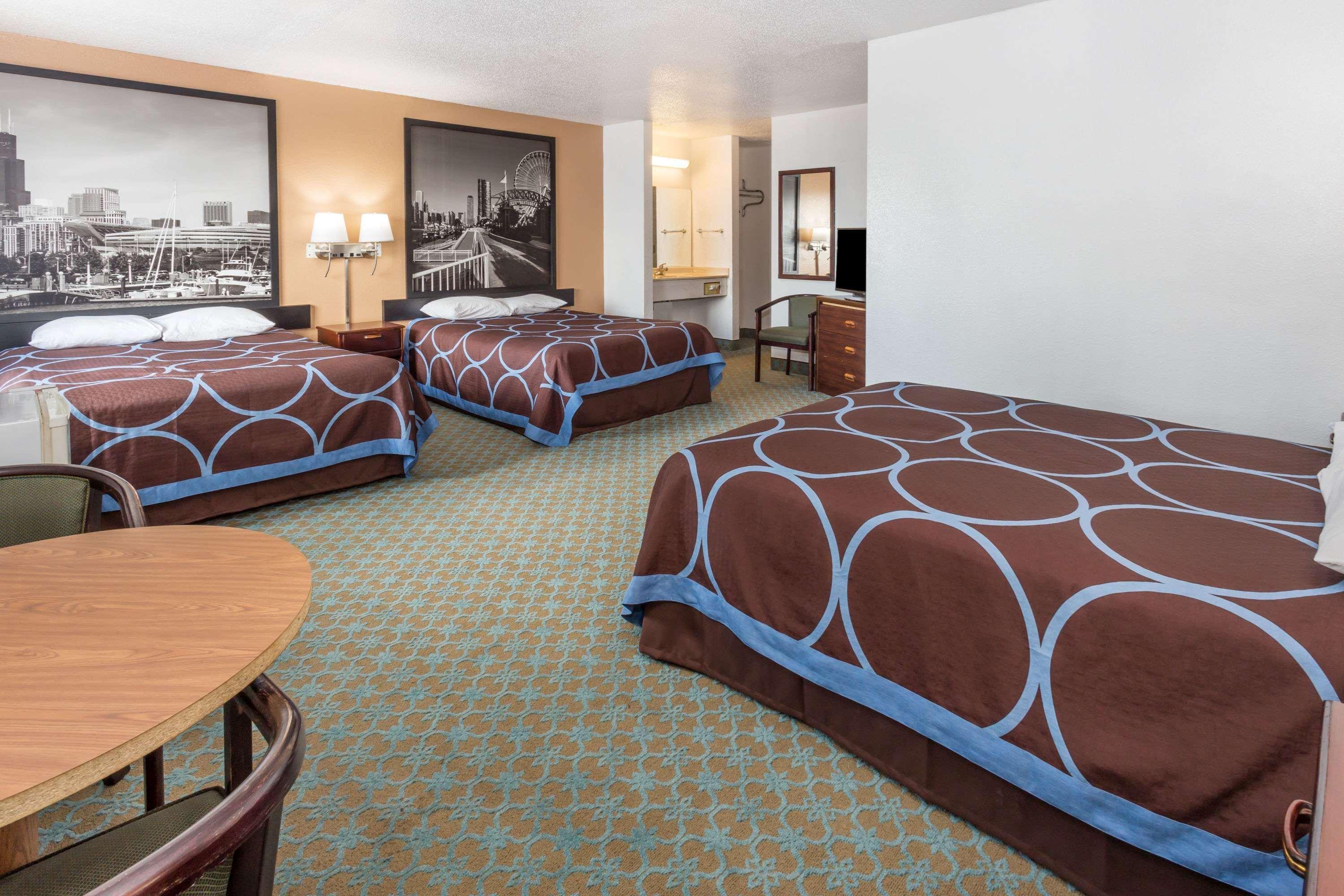 Super 8 By Wyndham Bourbonnais/Kankakee Area Exterior photo